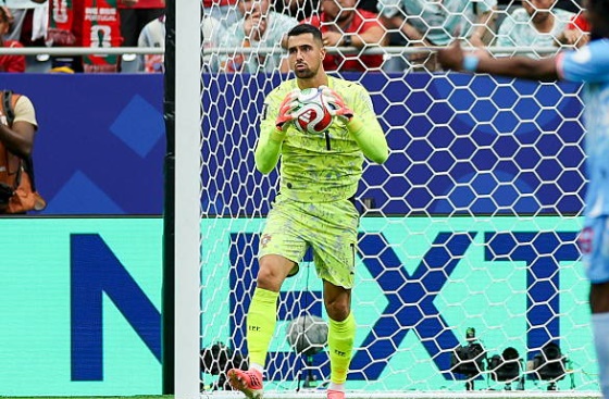 Diogo Costa giữ phong độ ổn định Diogo Costa thi đấu tròn vai