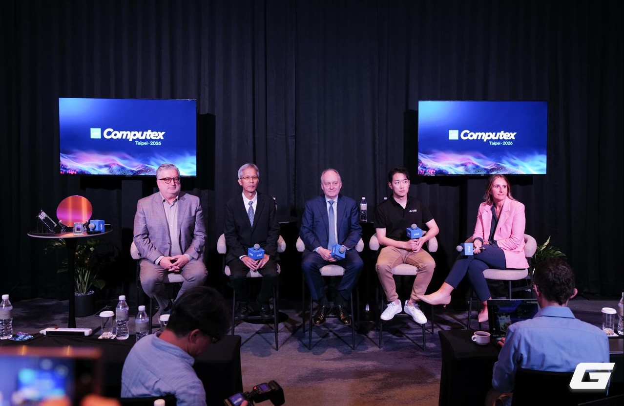 Đại diện Intel nói về trung tâm dữ liệu tại Computex 2026.