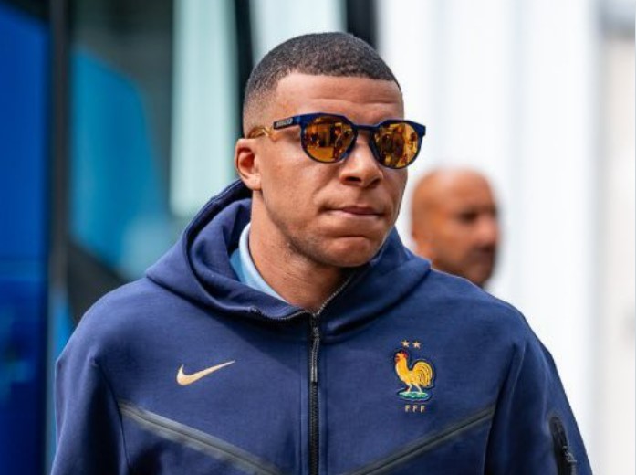 Mbappe có thêm cơ hội để 'tập bắn' trước khi đến với World Cup. Mbappe có thêm cơ hội để 'tập bắn' trước khi đến với World Cup.