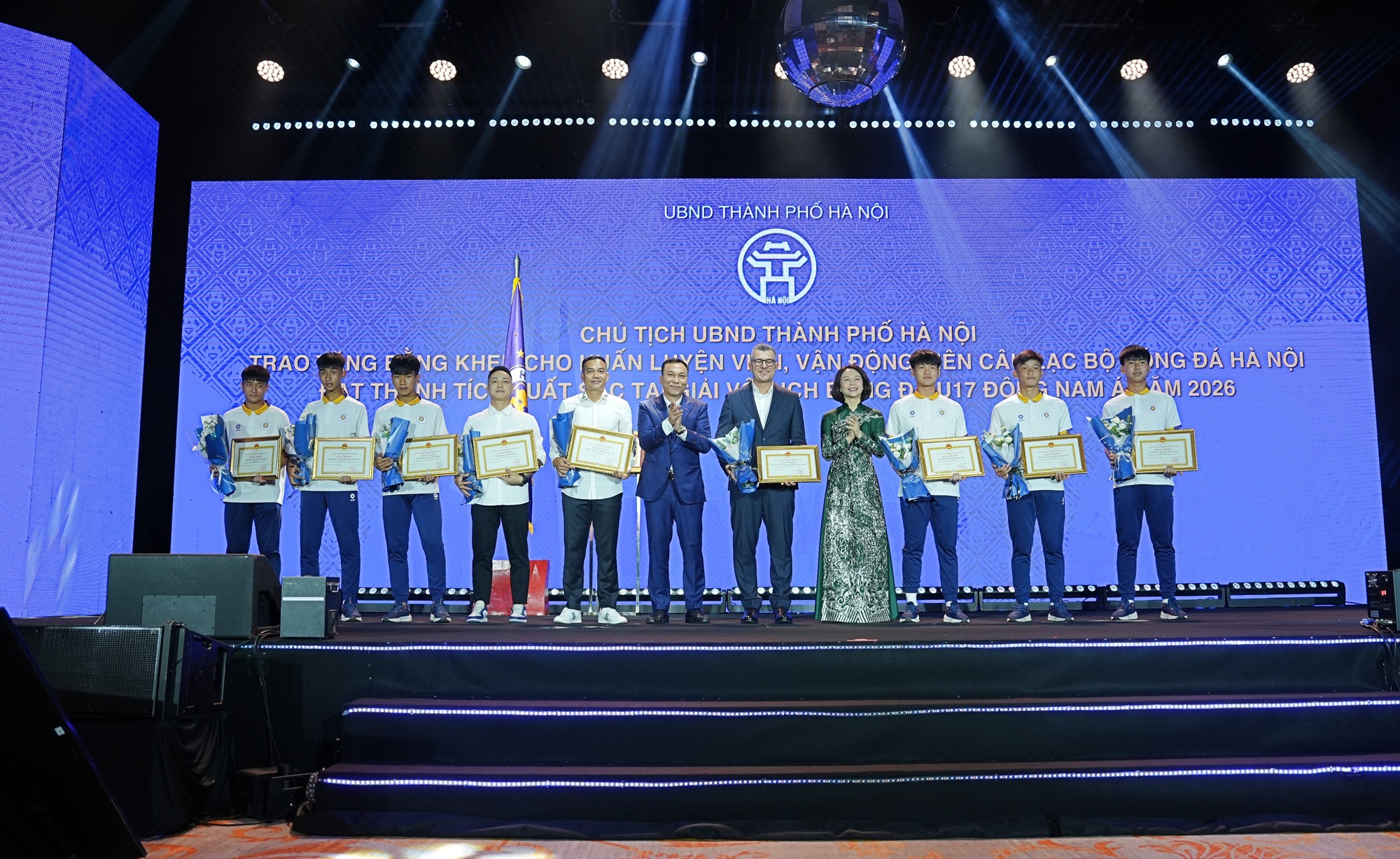 Đào tạo trẻ tại CLB Hà Nội