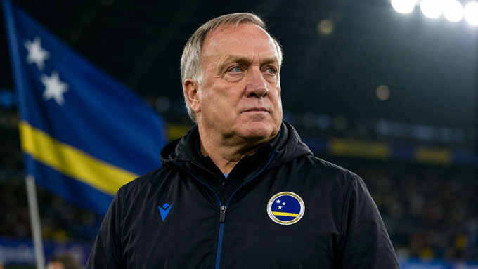 Dick Advocaat huấn luyện viên lớn tuổi nhất tại World Cup