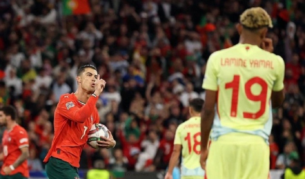 Yamal thất bại trước ông chú Ronaldo. Yamal bị đánh bại bởi Ronaldo