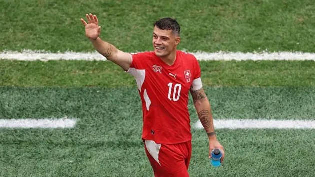 Xhaka trong màu áo tuyển Thụy Sĩ