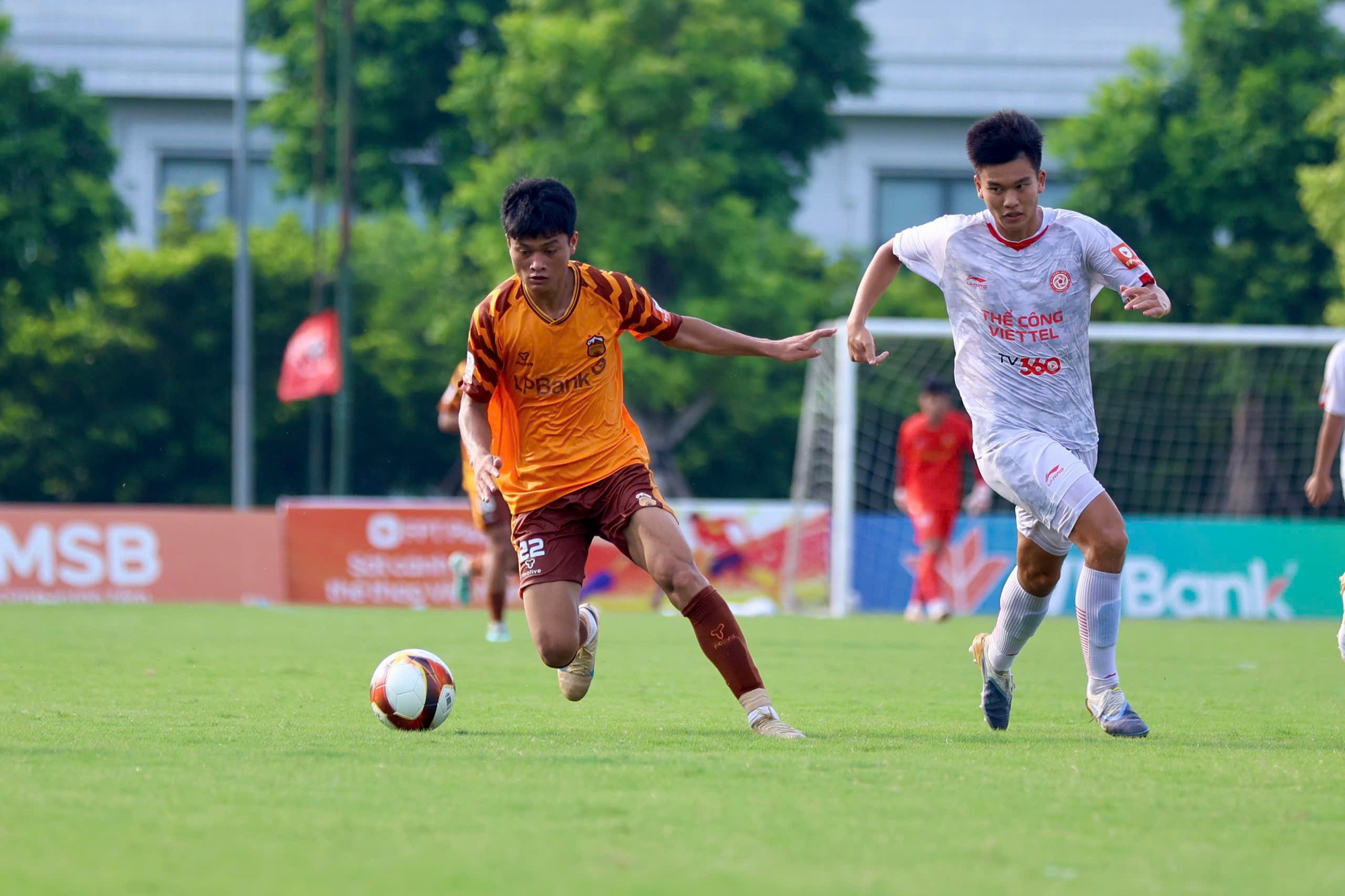 Thể Công Viettel thắng HAGL Thể Công Viettel giành chiến thắng 3-1 trước HAGL